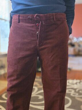 NWT Kiton Burgundy Luxry Soft Corduroy Pants, $2k